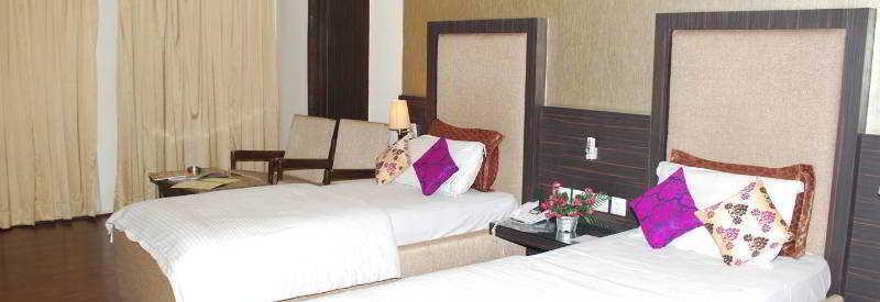 Hotel Mandakini Jaya International Хидерабад Екстериор снимка
